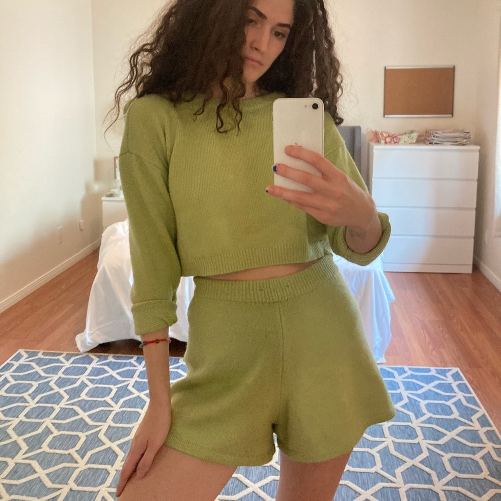 Matching light green set